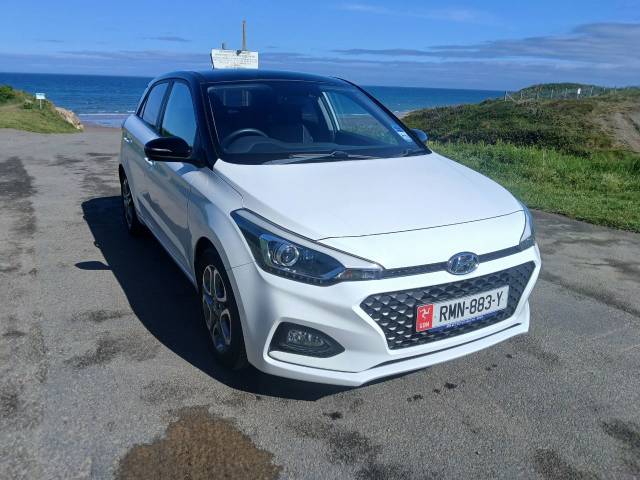 Hyundai i20 1.2 Play 5 door Hatchback Petrol White
