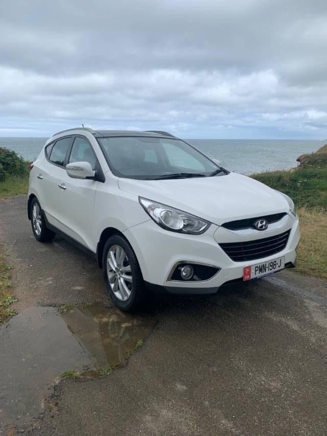 Hyundai ix35 2.0 CRDi Premium 5dr Auto Estate Diesel White