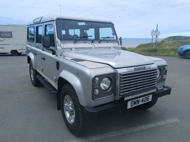 Land Rover Defender 110 2.5 DEFENDER 110 TD5 XS Estate Diesel Silver