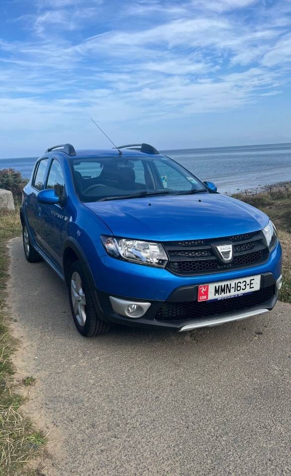 Dacia Sandero Stepway 0.9 TCe Ambiance 5dr [Start Stop] Hatchback Petrol Blue