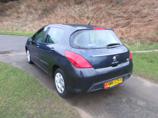 2012 Peugeot 308 1.6 VTi Access 5dr Auto