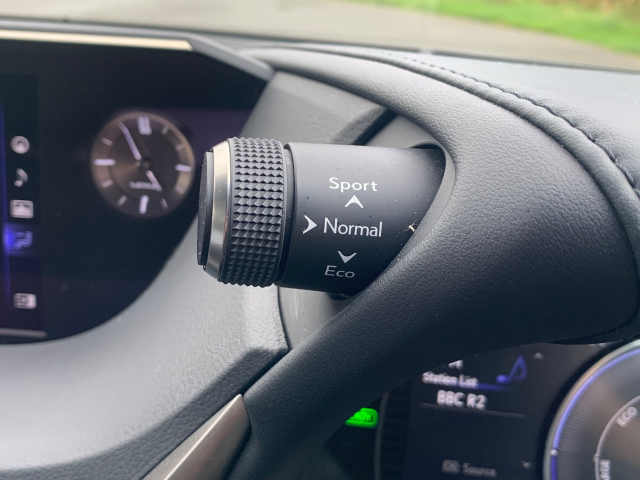 2019 Lexus ES 300h 2.5 Takumi 4dr CVT