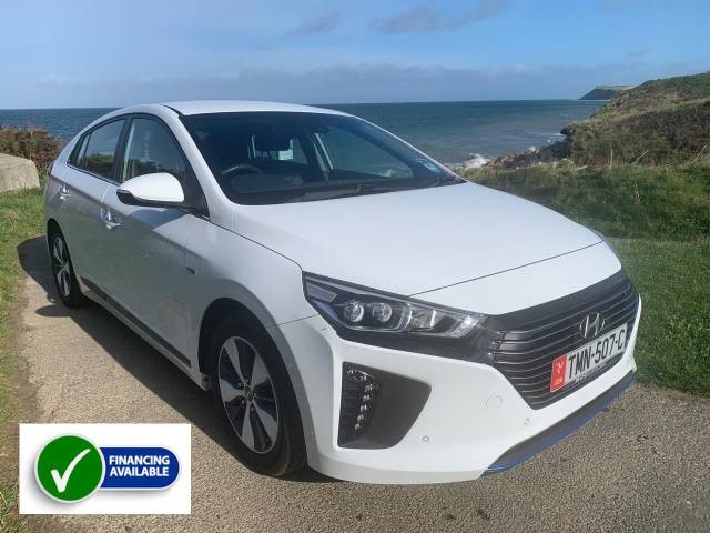 Hyundai Ioniq 1.6 GDi Plug-in Hybrid Premium SE 5dr DCT Hatchback Petrol / Electric Hybrid White