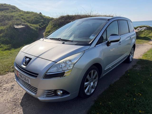 2012 Peugeot 5008 1.6 HDi 112 Allure 5dr