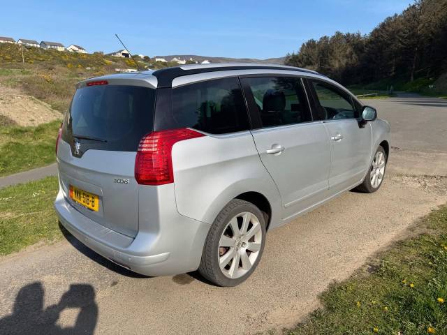 2012 Peugeot 5008 1.6 HDi 112 Allure 5dr