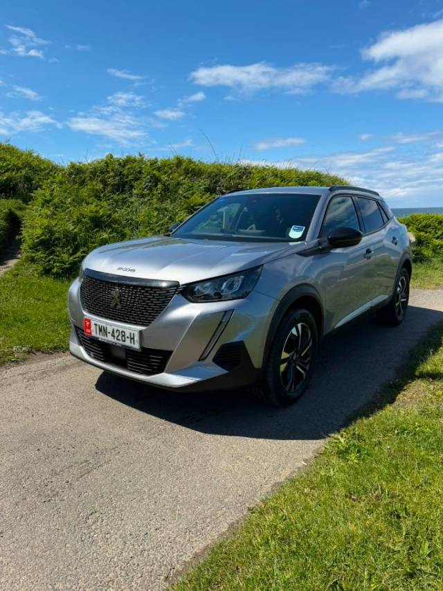 2023 Peugeot 2008 1.2 PureTech 130 Allure Premium+ 5dr EAT8