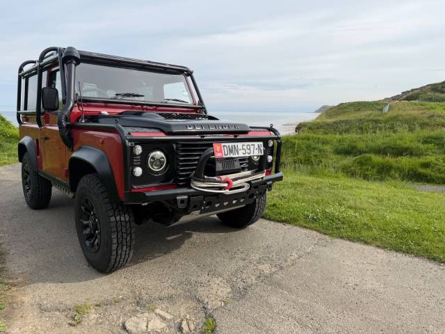 Land Rover Defender 90 2.5 90 DEFENDER TDI Four Wheel Drive Diesel Red