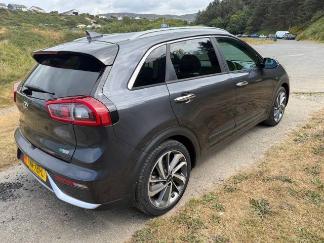 2017 Kia Niro 1.6 GDi Hybrid First Edition 5dr DCT