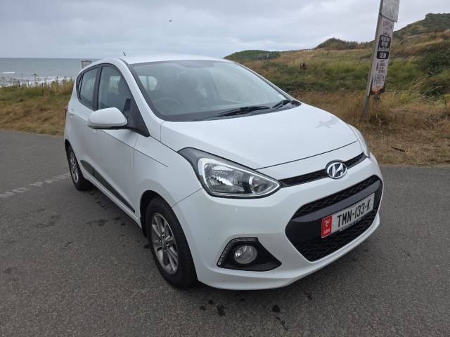 Hyundai i10 1.0 Premium 5dr Hatchback Petrol White