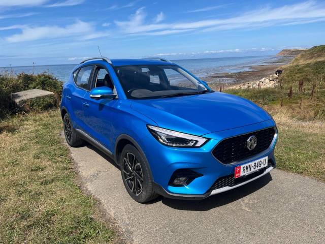 MG Motor UK ZS 1.5 VTi-TECH Exclusive 5dr Hatchback Petrol Blue