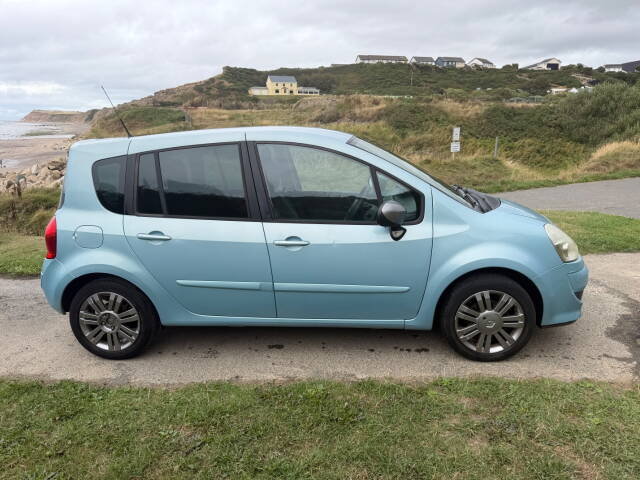 2011 Renault Grand Modus 1.6 Dynamique 5dr Auto