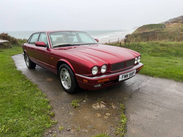 Jaguar Xj6 3.2 Executive 4dr Auto Saloon Petrol Blue