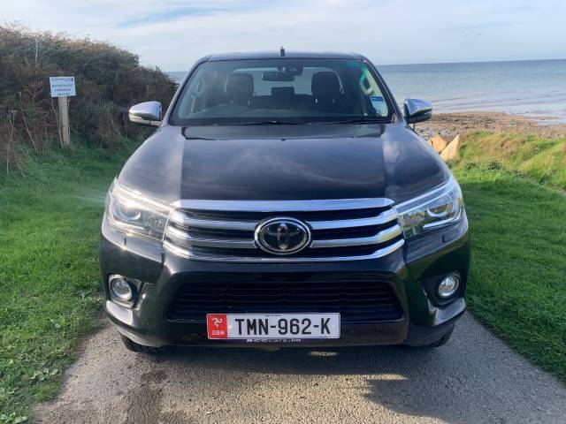 2020 Toyota Hilux Invincible D/Cab Pick Up 2.4 D-4D