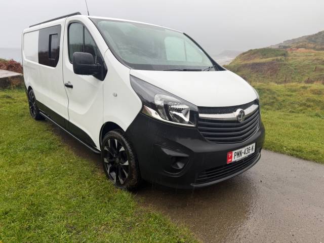 Vauxhall Vivaro CONVERSION 2900 1.6CDTI 120PS H1 Van Estate Diesel White
